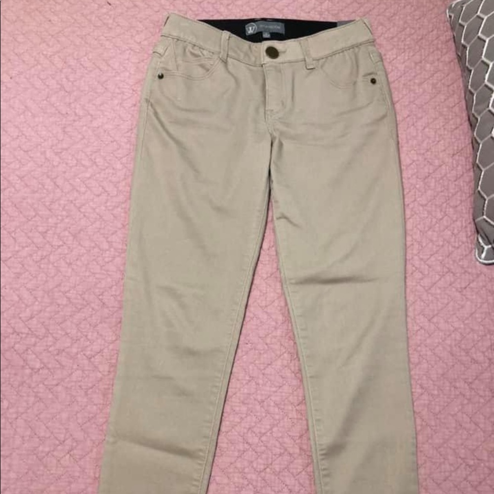 NEW with tags Wit & Wisdom skinny “ankle skimmers”